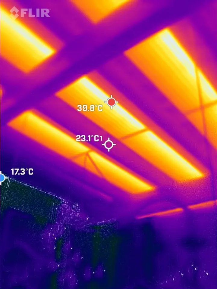Termografi af strålevarmepaneler til vurdering af varmefordeling